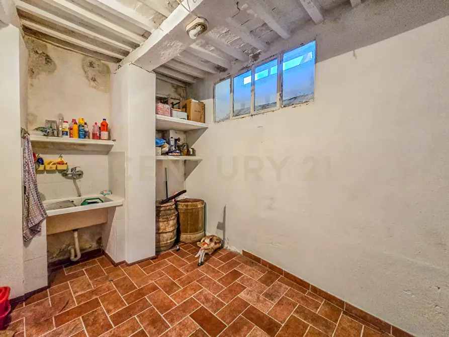 Immagine 13 di Bilocale in vendita  in Via delle Pieve 9 a Semproniano