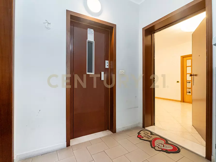 Immagine 68 di Pentalocale in vendita  in Via Nobile 19 a San Gregorio Di Catania