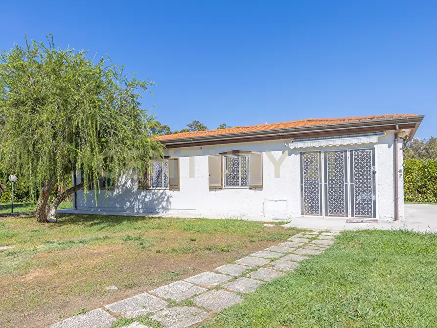 Immagine 66 di Villa in vendita  in Strada Isola Bella 43 a Latina