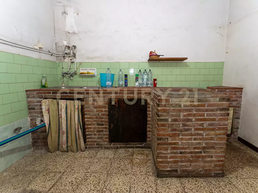 Immagine 38 di Villa in vendita  in Via Tripoli 229 a Catania