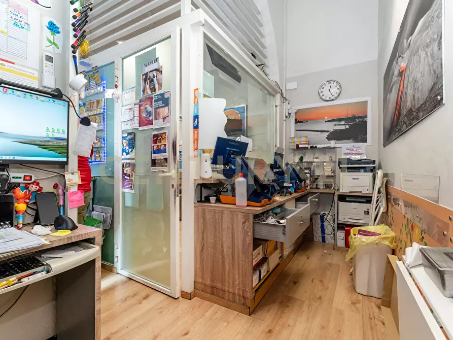 Immagine 16 di Tabaccheria in vendita  in Piazza Grande 11 a Catania