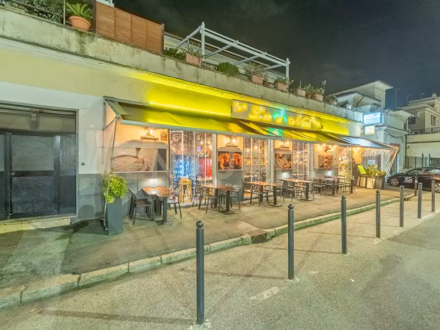 Immagine 13 di Pizzeria / Pub in vendita  in via Rutilio Namaziano 15 a Roma