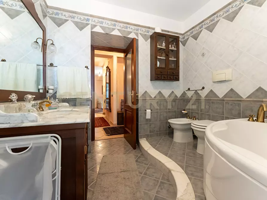 Immagine 112 di Villa in vendita  in Via Ottavia Penna 50 a Caltagirone