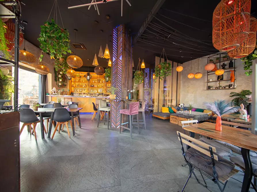 Immagine 6 di Appartamento in vendita  in Piazza di Ponte Lungo 1 a Roma