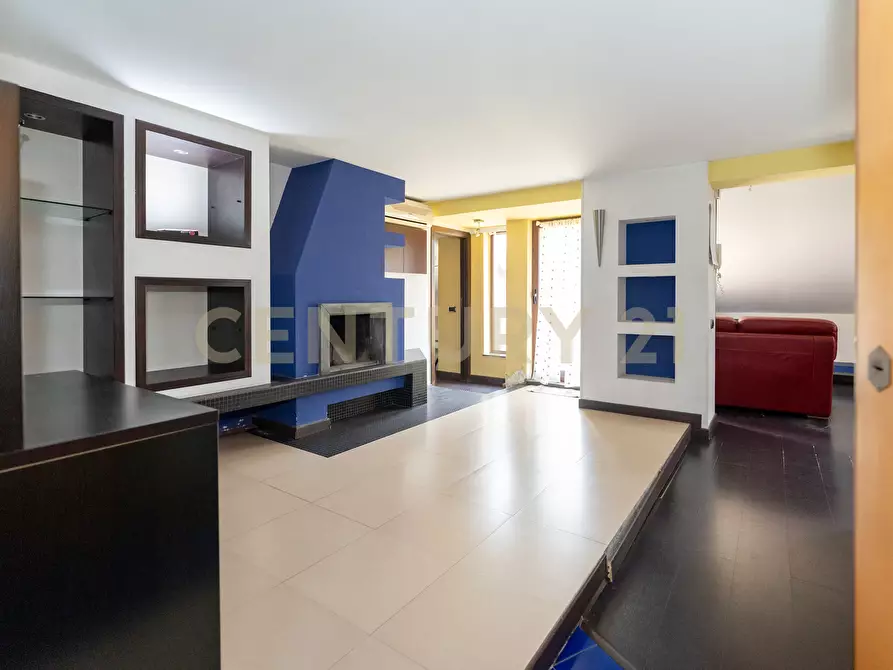 Immagine 5 di Trilocale in vendita  in Via Antonio Gramsci 23 a Gravina Di Catania