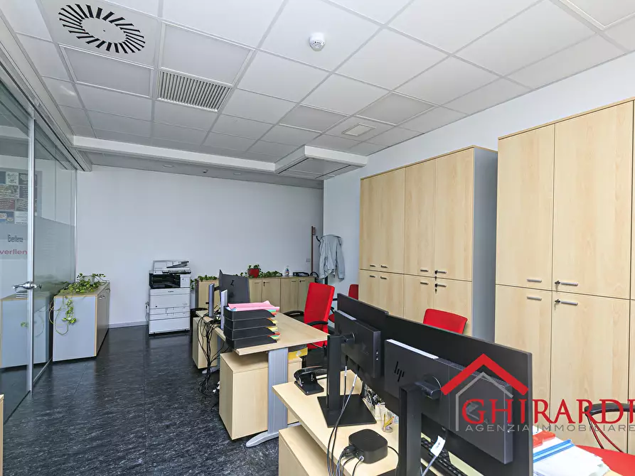 Immagine 7 di Ufficio in vendita  in Via delle Nuove Tecnologie Enrico Albareto 21 a Genova