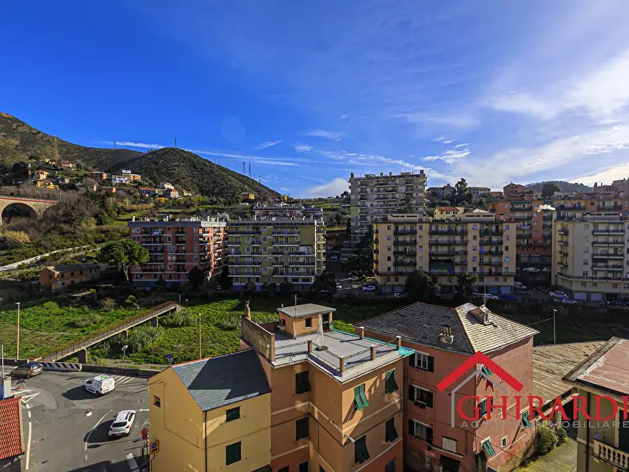 Immagine 43 di Bilocale in vendita  in Piazza Silvio Arrivabene 7a a Genova