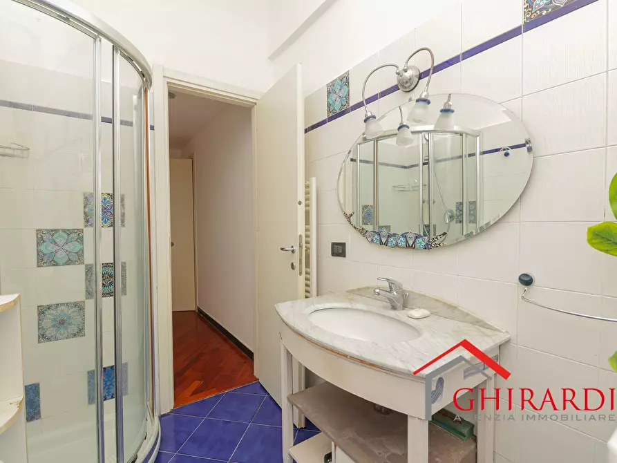 Immagine 27 di Trilocale in vendita  in VIA DELL'INSURREZIONE 12A a Genova