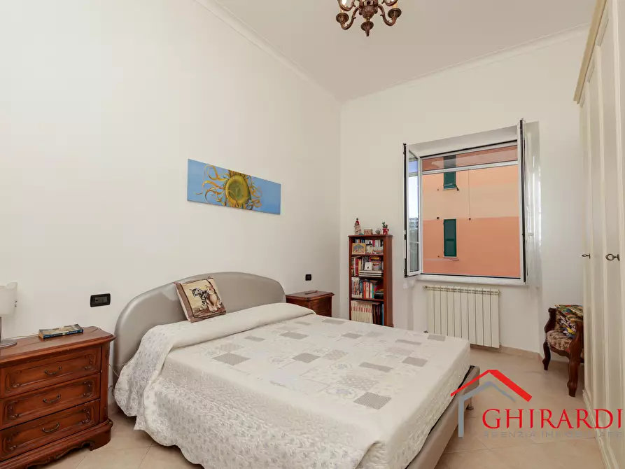 Immagine 11 di Bilocale in vendita  in VIA MOLFINO 6 a Genova