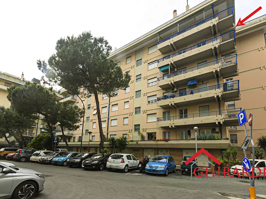 Immagine 31 di Trilocale in affitto  in Via Chiaravagna 14A a Genova