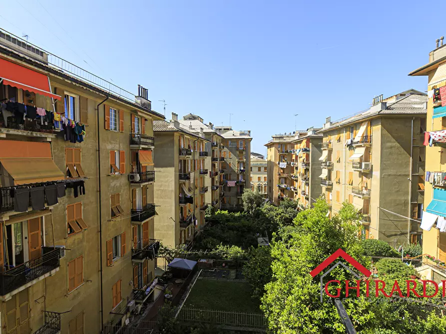 Immagine 34 di Quadrilocale in vendita  in Via Giuseppe de Notaris 4 a Genova