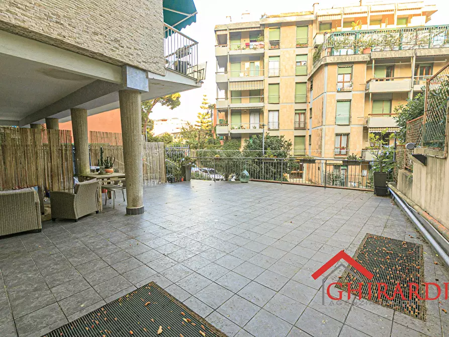 Immagine 1 di Monolocale in vendita  in VIALE MODUGNO 16 a Genova