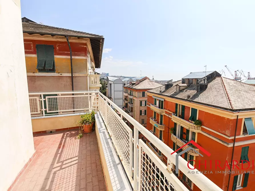 Immagine 40 di Trilocale in vendita  in VIA DELL'INSURREZIONE 12A a Genova