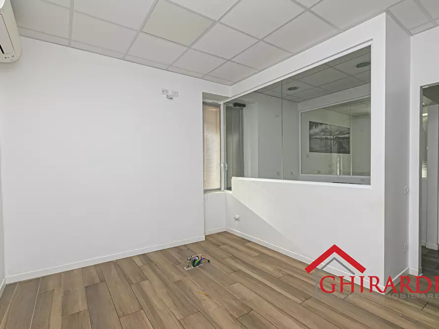 Immagine 17 di Ufficio in affitto  in Via Ciro Menotti 51 a Genova