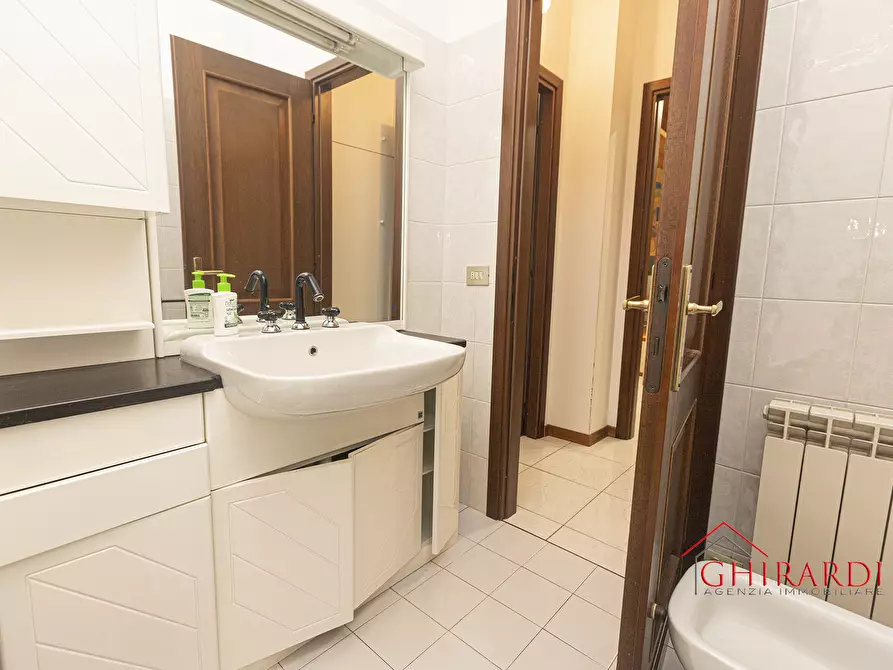 Immagine 18 di Bilocale in affitto  in VIALE VILLA GAVOTTI 43 a Genova