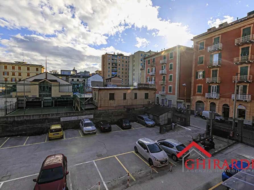 Immagine 29 di Ufficio in affitto  in Via Ciro Menotti 51 a Genova