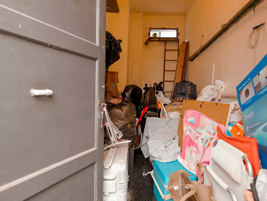 Immagine 48 di Quadrilocale in vendita  in SALITA CATALDI 20B a Genova