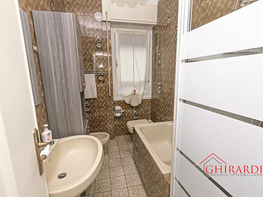 Immagine 17 di Trilocale in affitto  in Via Giacomo Puccini 19 a Genova