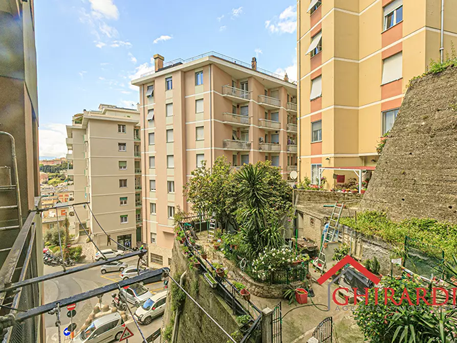 Immagine 30 di Trilocale in vendita  in VIA DONAVER 23 a Genova
