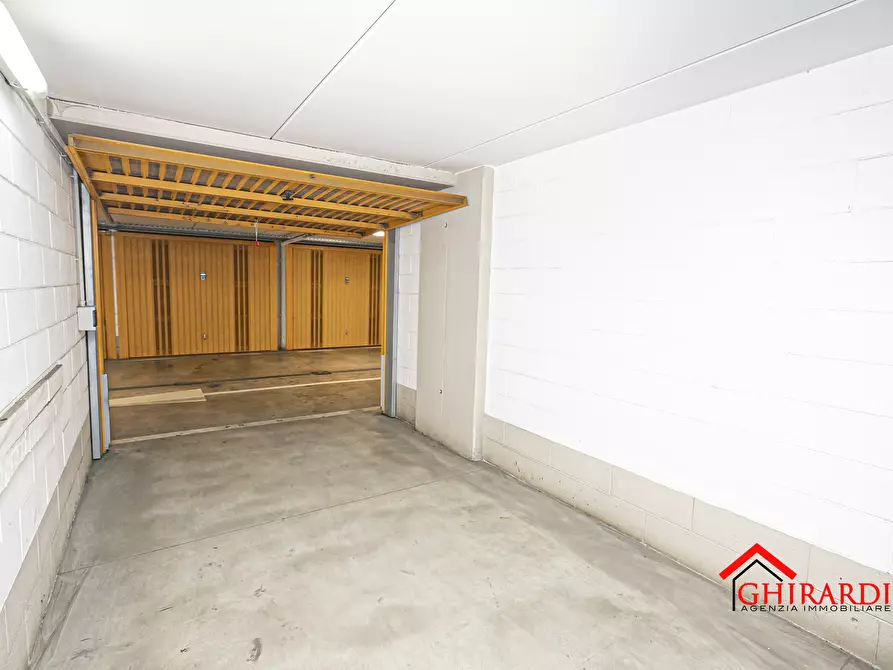Immagine 8 di Garage in vendita  in Via Emanuele Ferro a Genova
