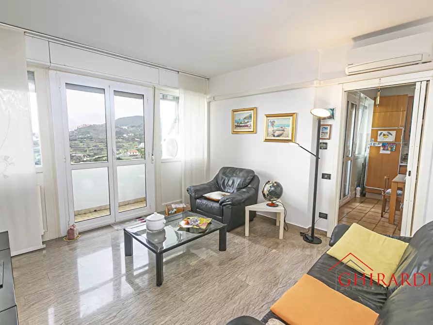 Immagine 1 di Bilocale in vendita  in VIA CESARE PAVESE 4B a Genova