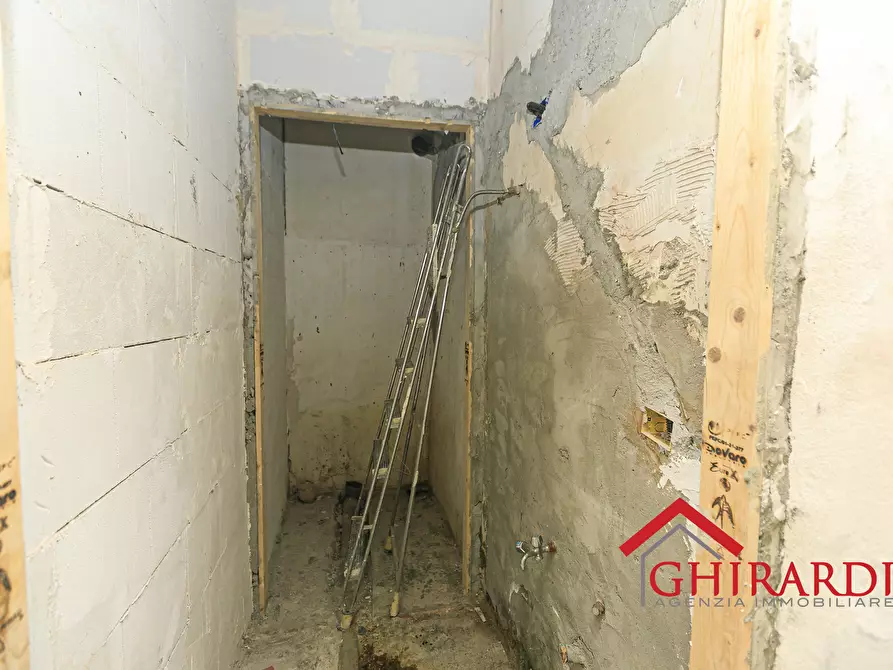 Immagine 12 di Locale commerciale in affitto  in Via Giacomo Puccini a Genova
