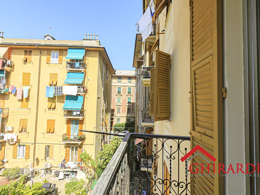 Immagine 31 di Quadrilocale in vendita  in Via Giuseppe de Notaris 4 a Genova