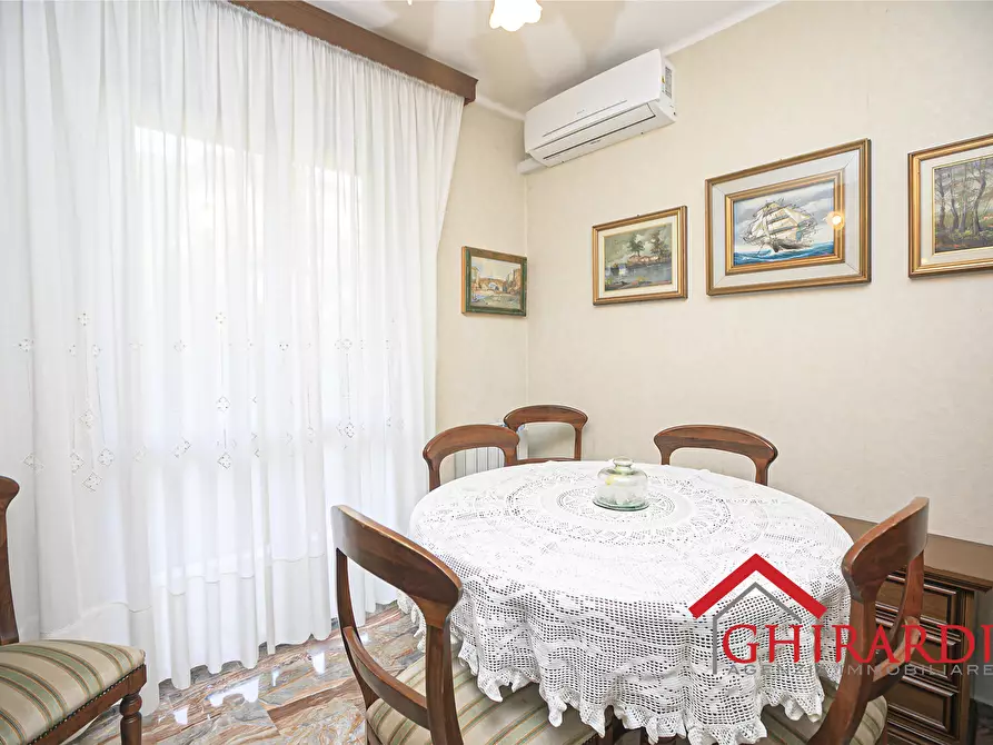 Immagine 13 di Quadrilocale in vendita  in VIA PAOLO TOSCANELLI 50 a Genova