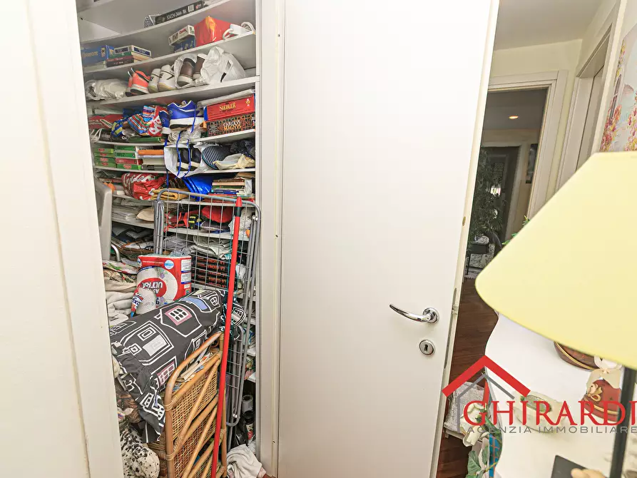 Immagine 26 di Trilocale in affitto  in VIA DELL'INSURREZIONE 12A a Genova