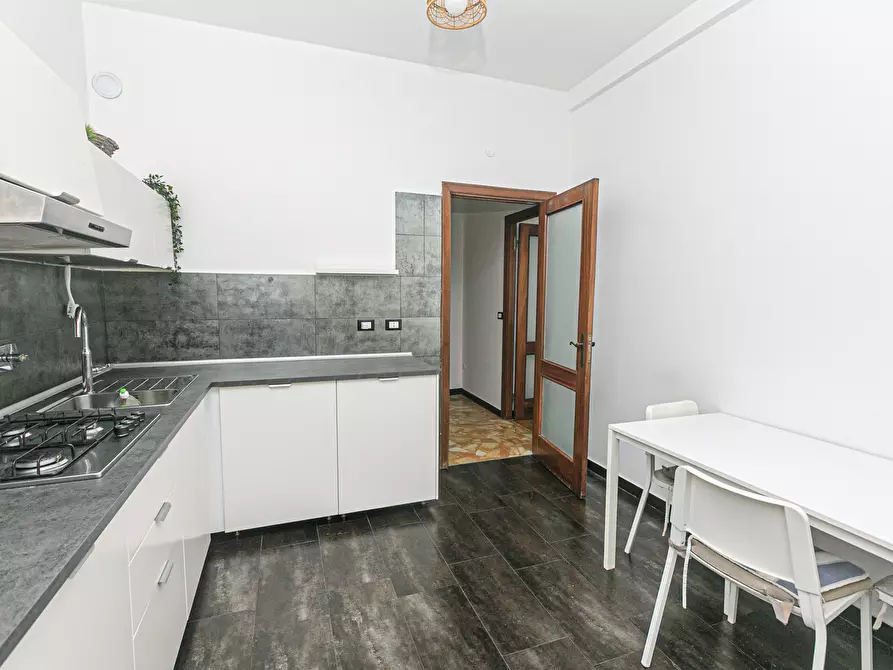 Immagine 12 di Quadrilocale in affitto  in Via Pian di Forno 19 a Genova