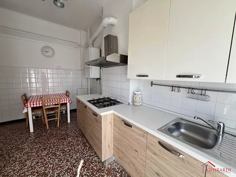 Immagine 5 di Trilocale in affitto  in VIA GIORDANO 96 a Genova