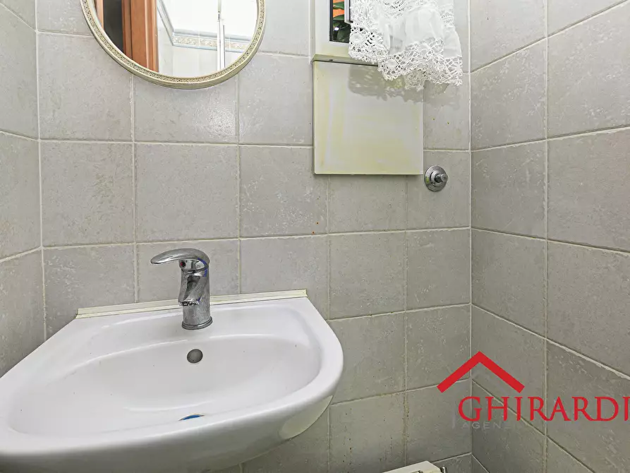 Immagine 19 di Bilocale in affitto  in PASSO CANTARENA 3 a Genova