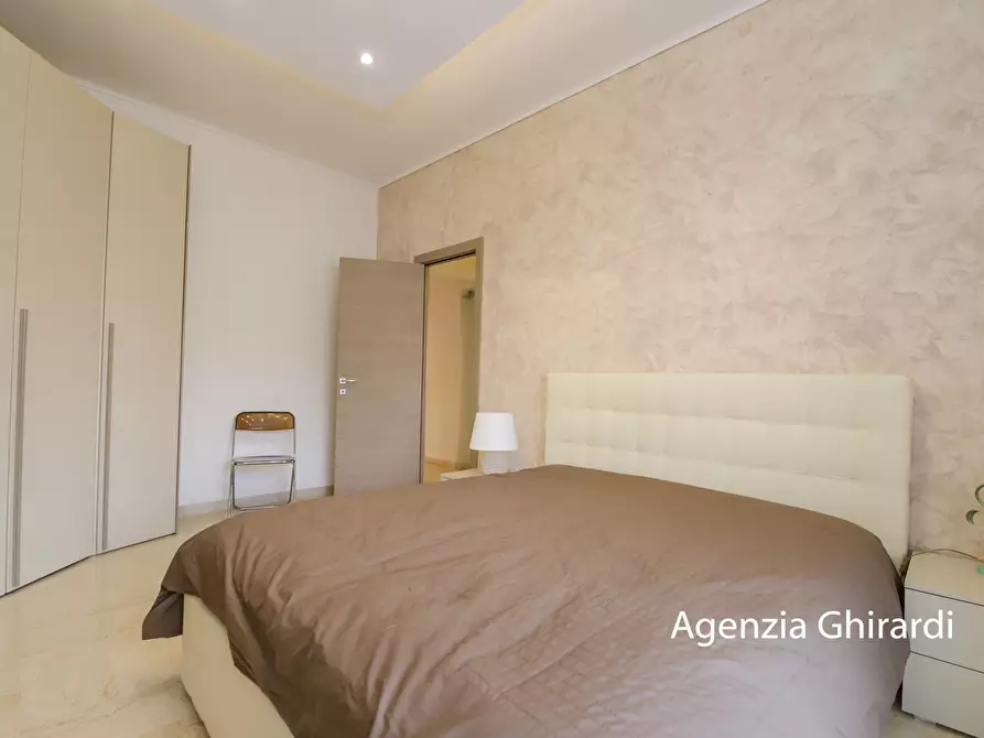 Immagine 22 di Quadrilocale in affitto  in Via Briscata 28 a Genova