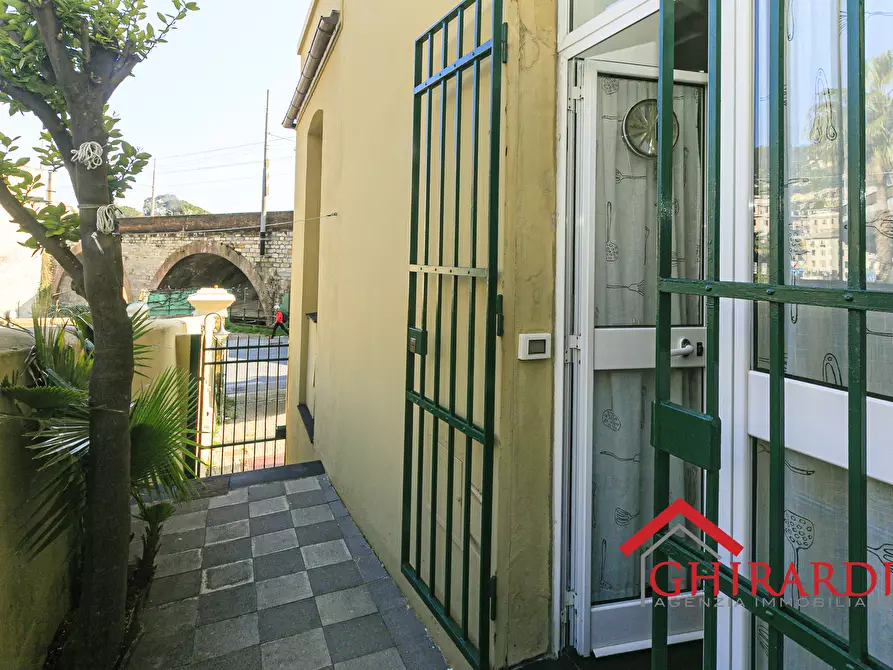 Immagine 4 di Bilocale in vendita  in Via Guglielmo Oberdan a Genova