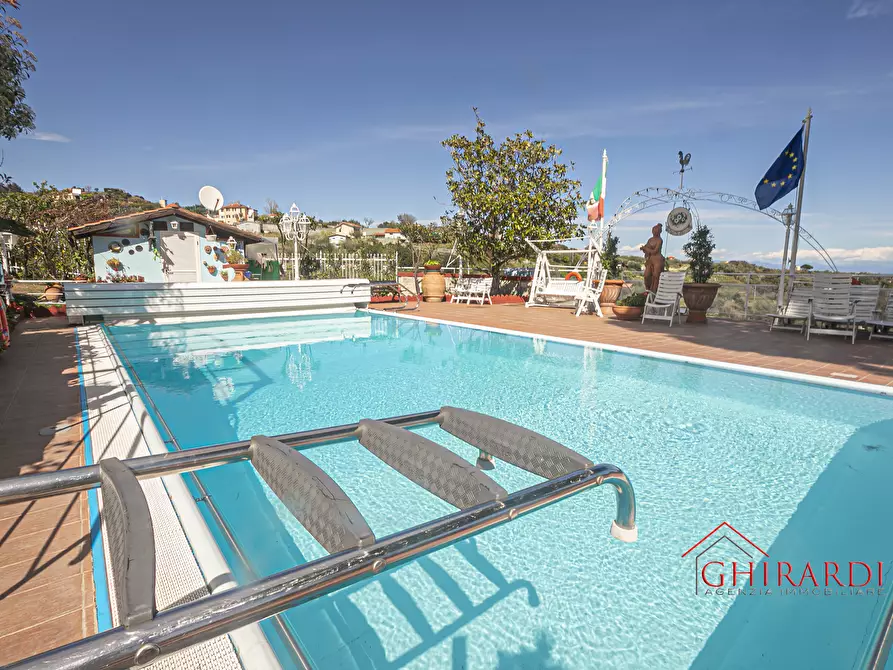 Immagine 60 di Villa in vendita  in VIA PECORILE a Celle Ligure