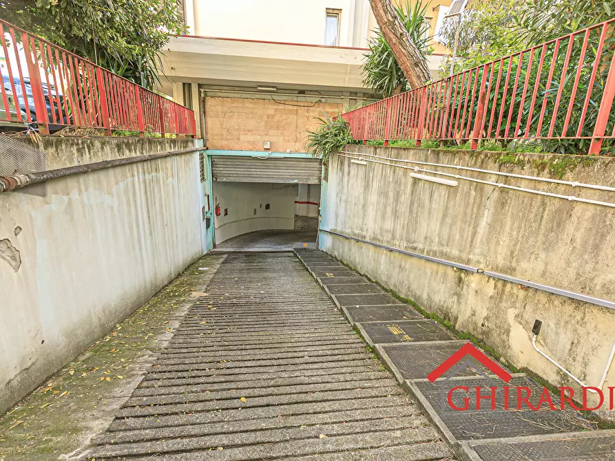 Immagine 4 di Garage in affitto  in VIA CHIARAVAGNA a Genova