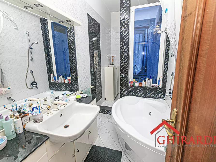 Immagine 26 di Pentalocale in vendita  in VIA GIOVANNI ARRIVABENE 15 a Genova