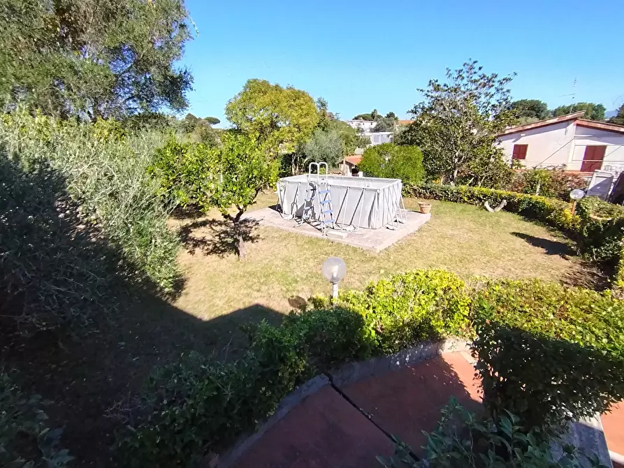 Immagine 32 di Villa in vendita  in Via Mentana 9 a Nettuno