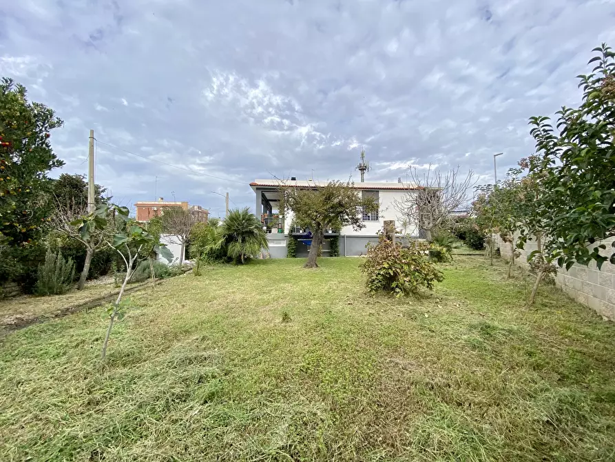 Immagine 51 di Villa in vendita  in Via delle Ninfe 25 a Anzio