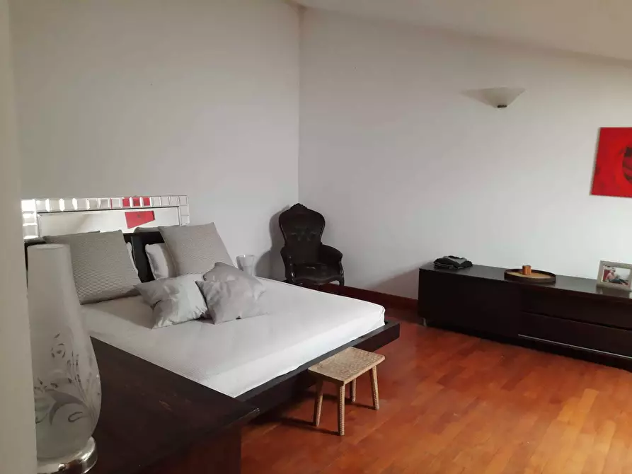 Immagine 21 di Villa in vendita  in via della prugnoliccia a Livorno