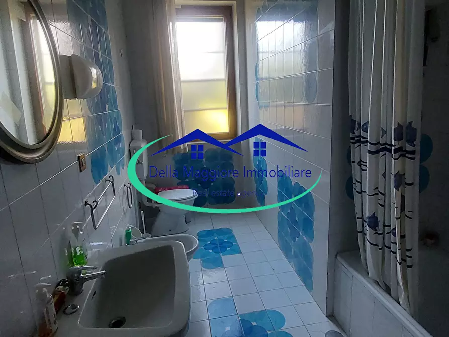 Immagine 21 di Villa in vendita  in via di montenero a Livorno