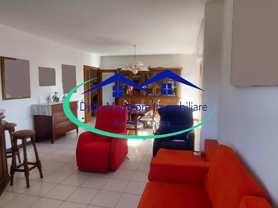 Immagine 1 di Appartamento in vendita  in Via Emilio Zola a Livorno
