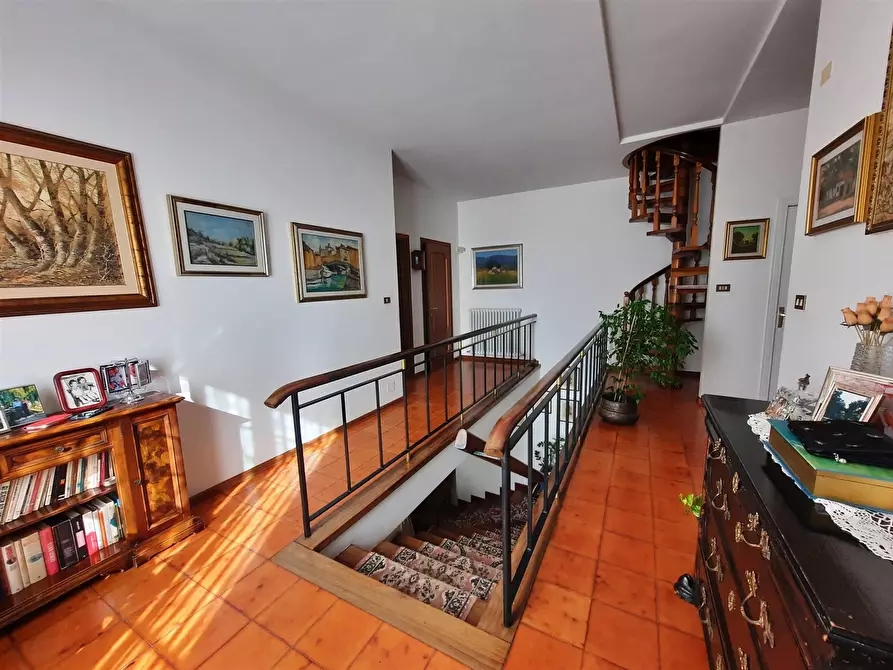 Immagine 6 di Appartamento in vendita  a Livorno