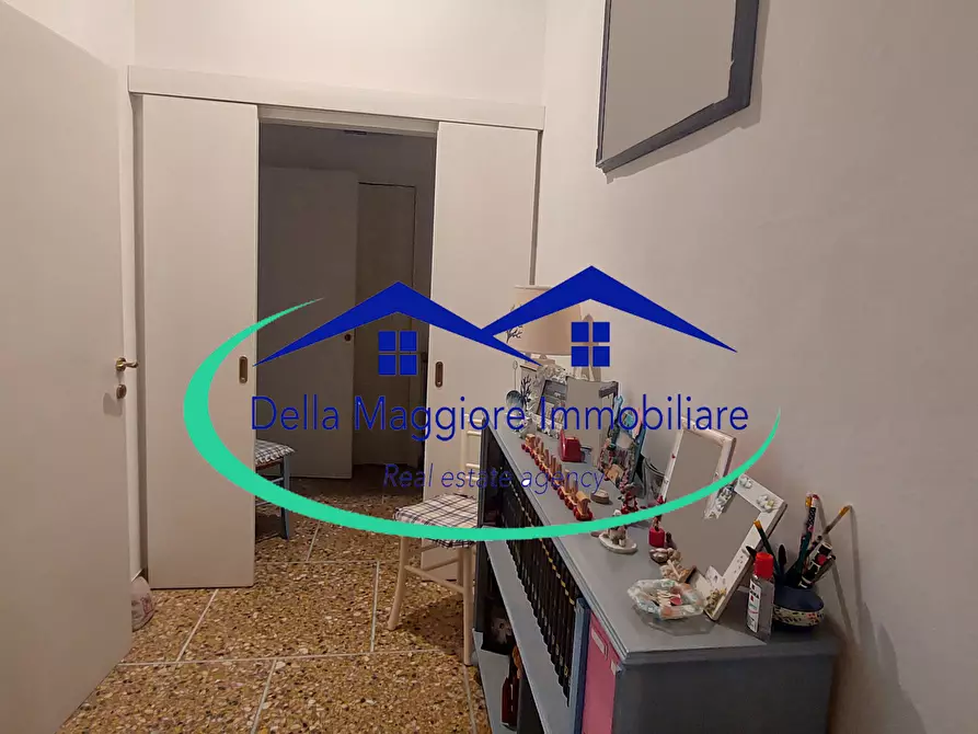 Immagine 6 di Appartamento in vendita  in via Ascoli a Livorno