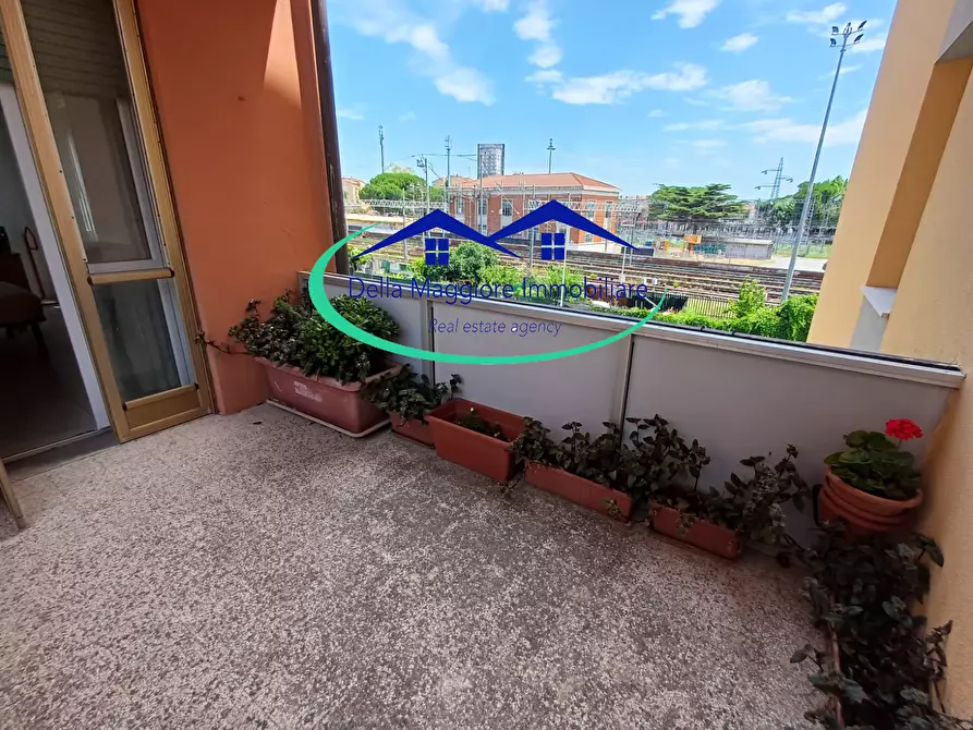 Immagine 15 di Quadrilocale in vendita  in Via Giuseppe Orosi a Livorno
