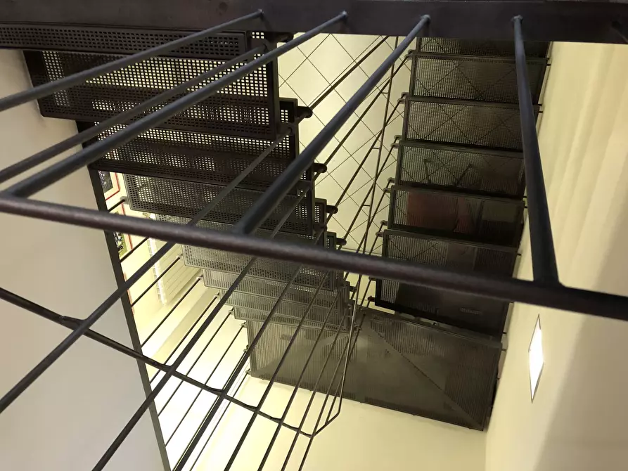 Immagine 8 di Capannone industriale in affitto  a Parma