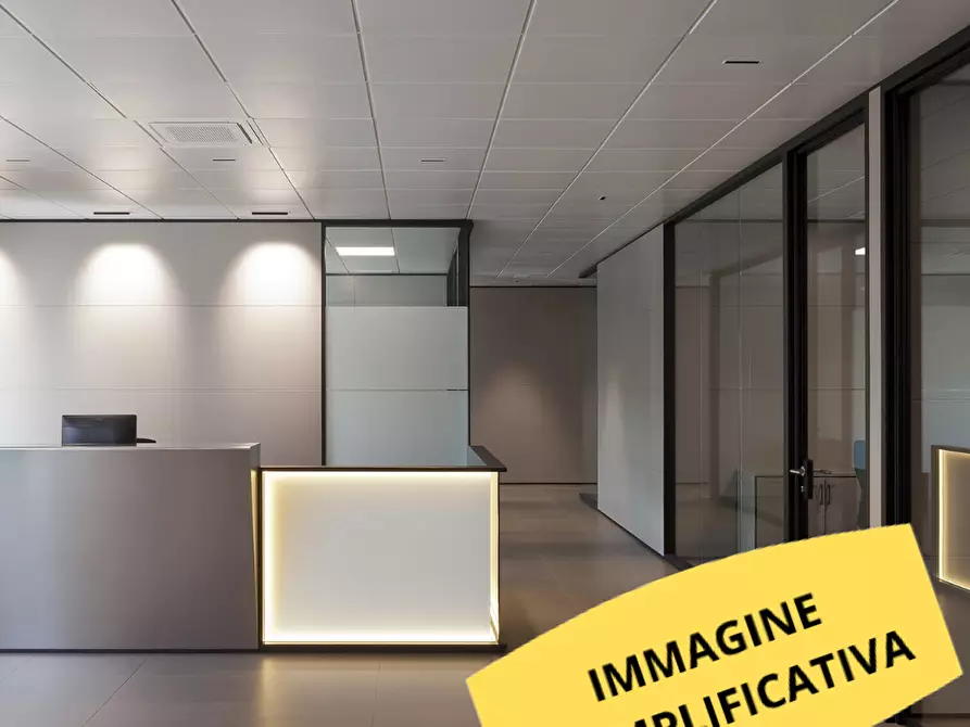 Immagine 7 di Ufficio in affitto  a Parma