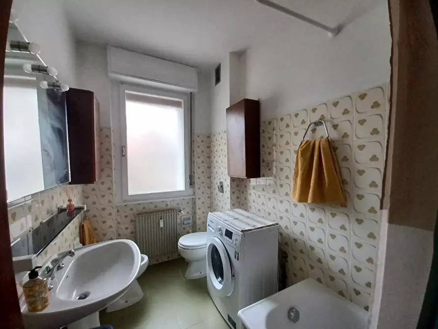 Immagine 22 di Quadrilocale in affitto  a Trento