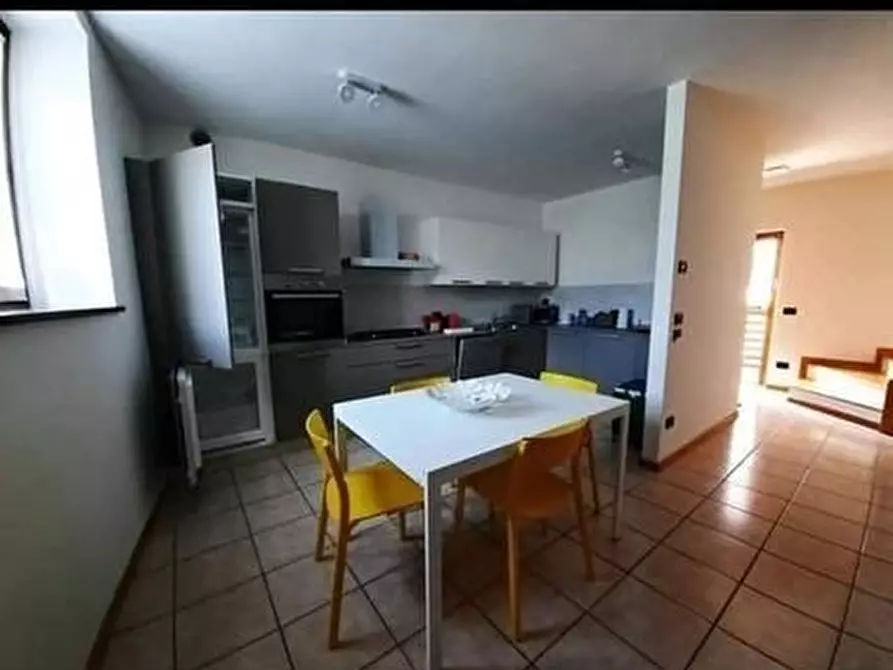 Immagine 5 di Stanza singola in affitto  a Trento