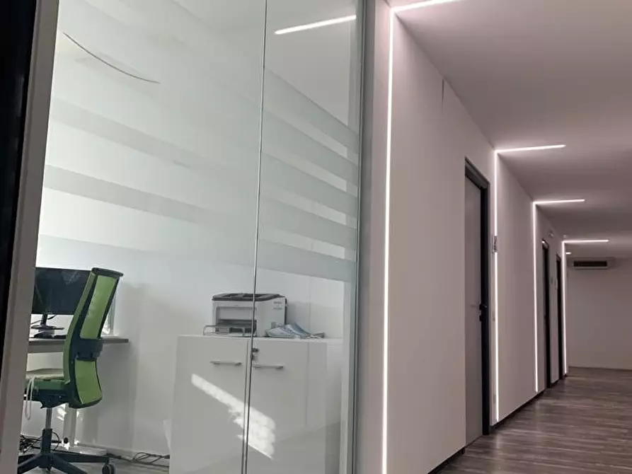Immagine 5 di Ufficio in affitto  in Via Zambra 11 a Trento